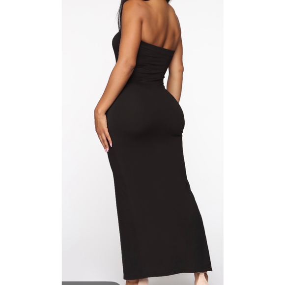 Fashion Nova black strapless dress - Picture 2 of 7